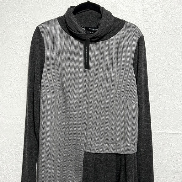 Andrea Crocetta Long sleeve Grey Turtleneck dress NWT size XL - Picture 2 of 7